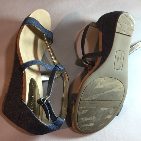 Anne Klein iflex Size 8 Jean & Gold Spring Adjoining T-Strap - Picture 4 of 4